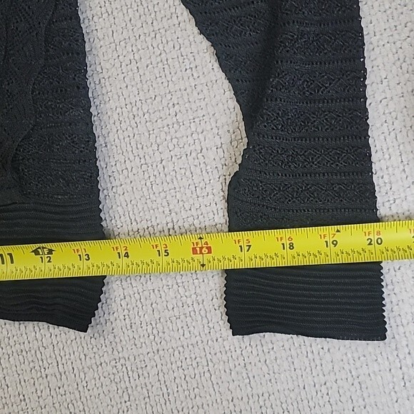 Zara Knit Black Italian Lace Crochet Ruffle Long-sleeved Top - Picture 13 of 14